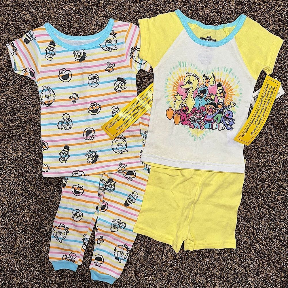 Sesame Street 2 pair kids pjs 4 pieces 2 short sleeve shirts 1 pants 1 shorts